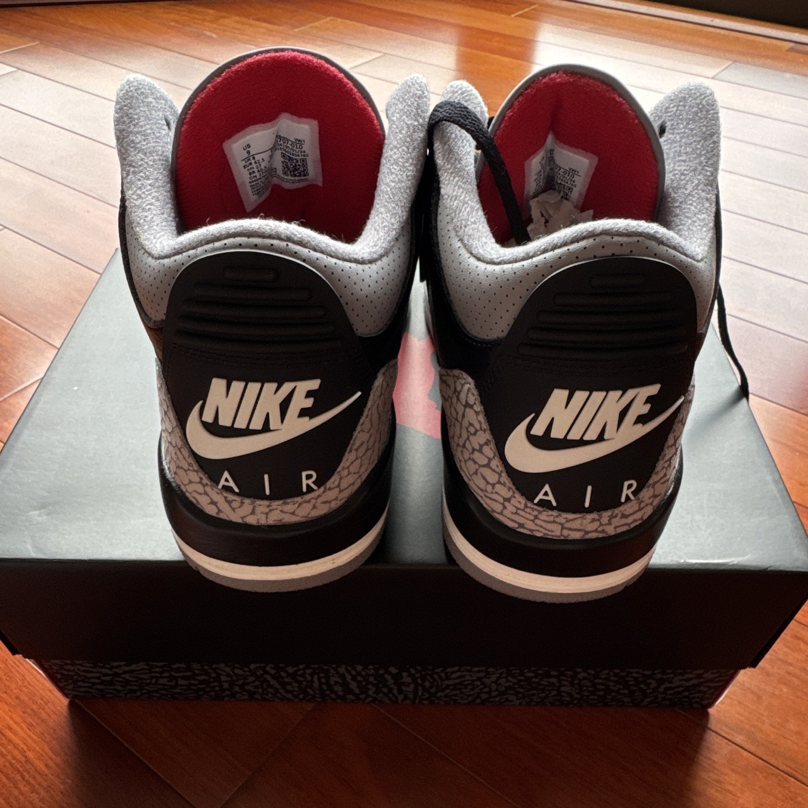 Jordan Air Jordan 3 Retro OG 2024 Black Cement DN3707-010 Men’s