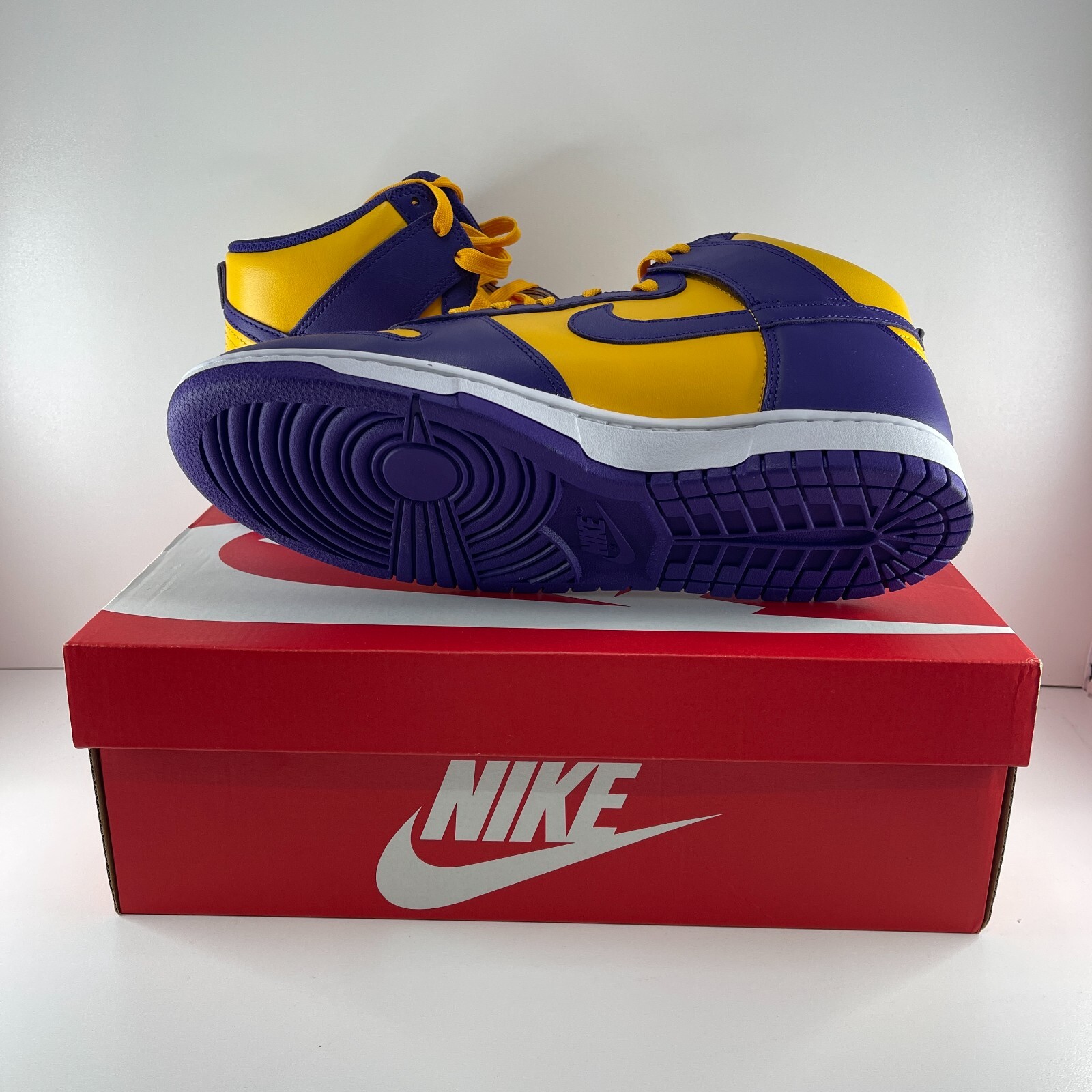 ✅ BNIB Nike Retro High Dunks Purple Lakers UK 10.5 US 11.5 EU 45.5 DD1399-500 📦