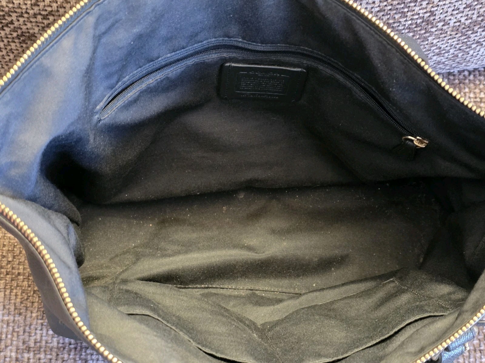 COACH GALLERY TOTE Black Crossgrain Leather Gold Hardware F79608 EUC