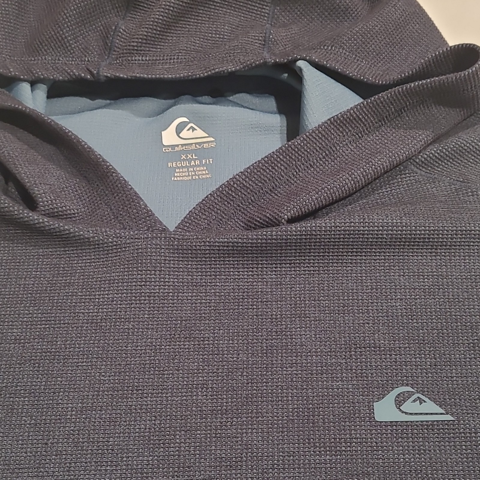 QuikSilver Men’s Blue Long Sleeve DRYFLIGHT Hooded Shirt Size XXL