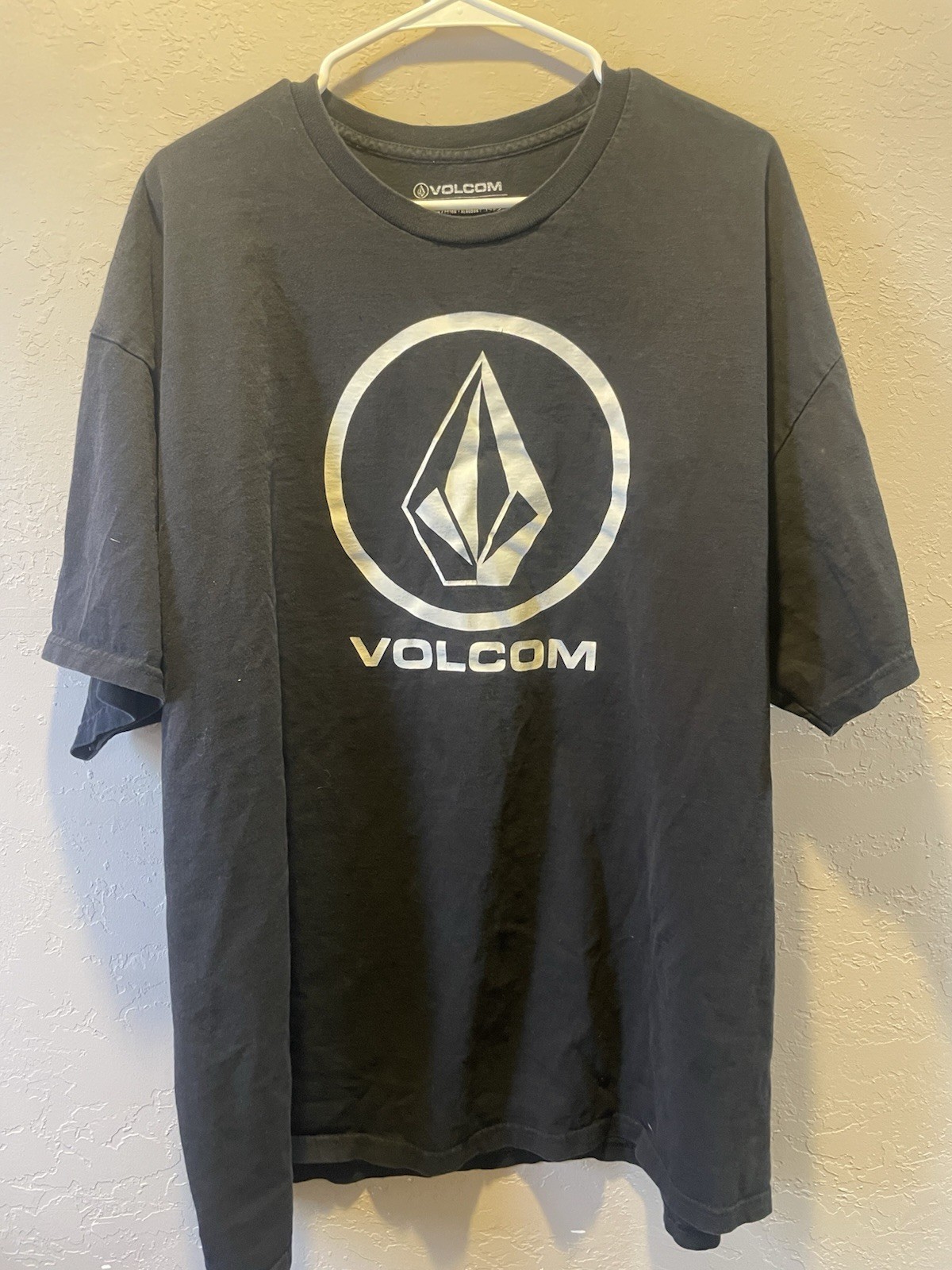 Volcom Men’s Black Graphic Logo Crew Neck Short Sleeve Cotton Jersey T-Shirt XXL