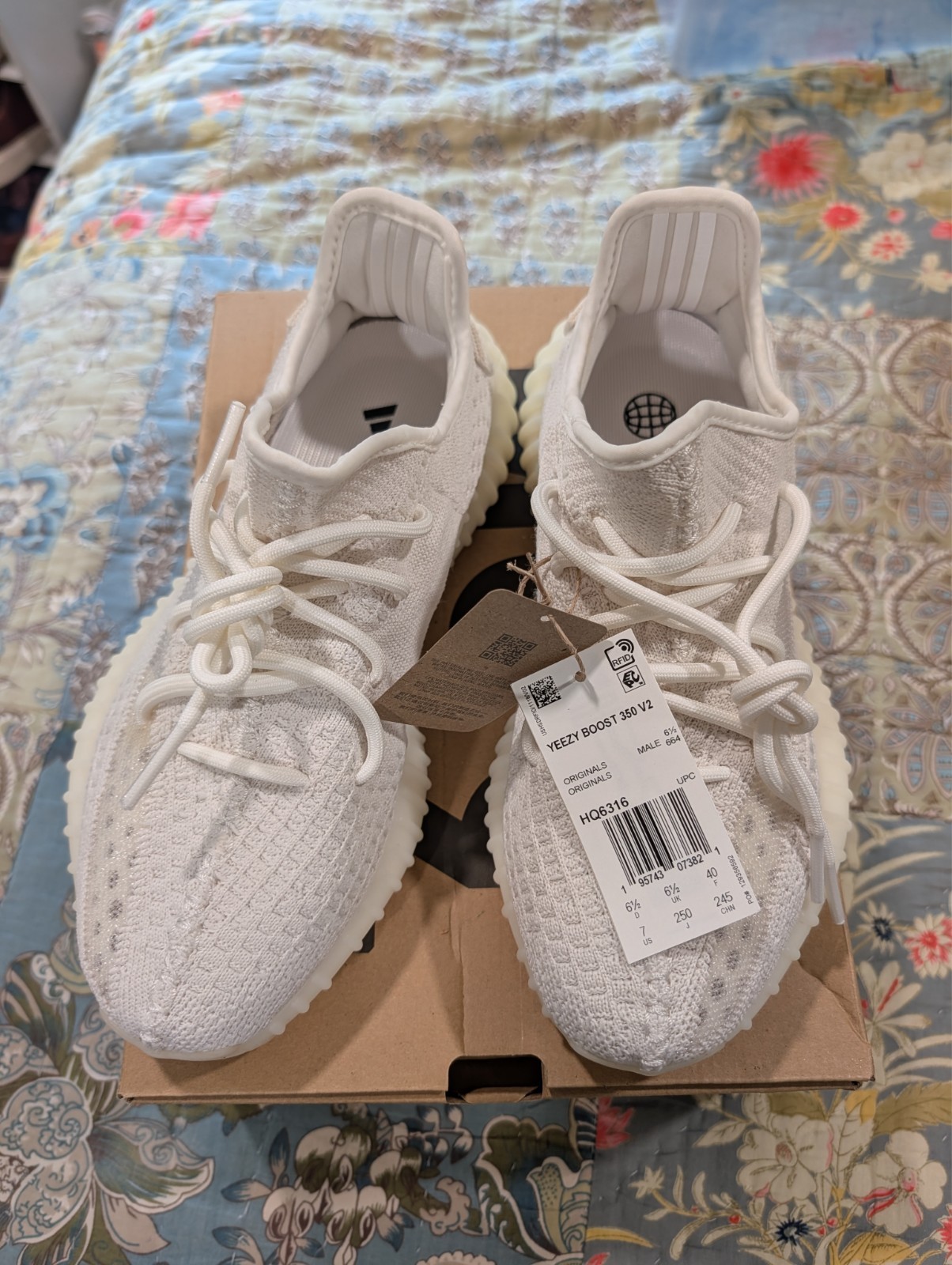 Adidas Yeezy Boost 350 V2- Bone, Men’s size 7