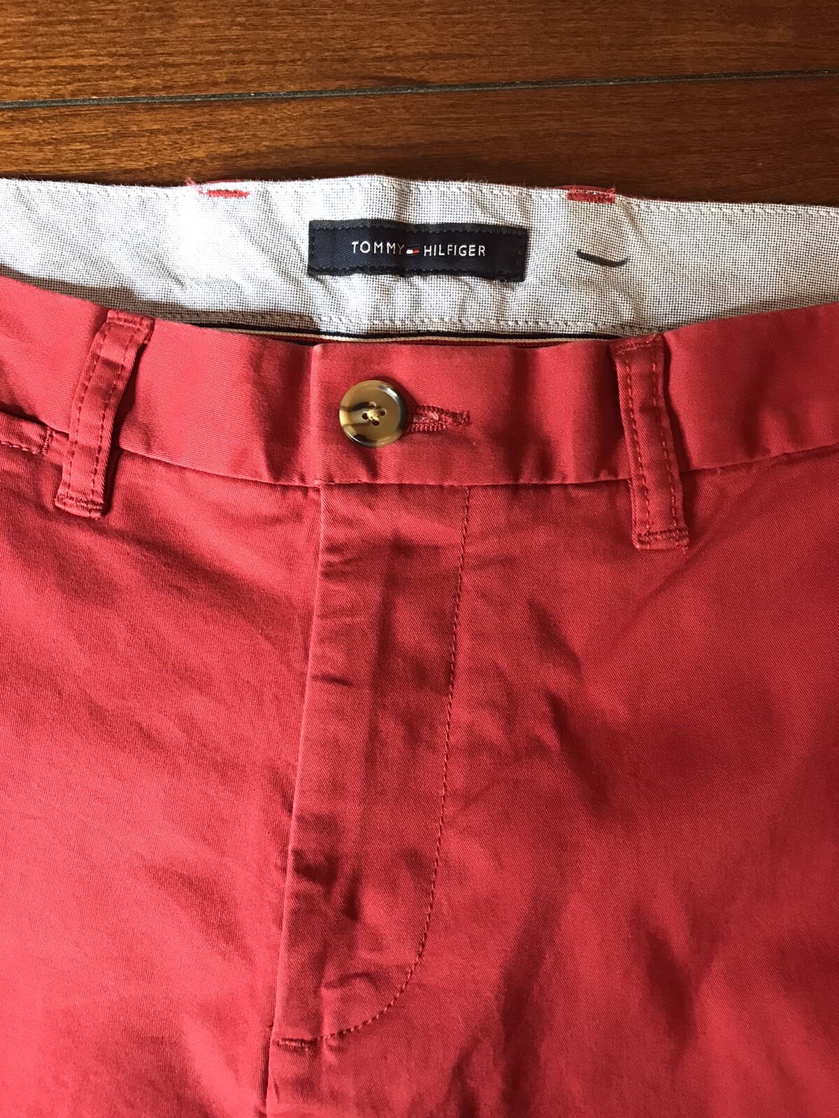 Tommy Hilfiger Men’s pants 32W x 34L RED THFLEX stretch chino pant preppy