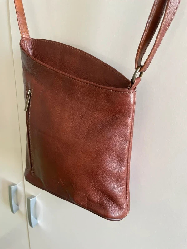Dark brown leather saddle bag elegant minimalist crossbody bag