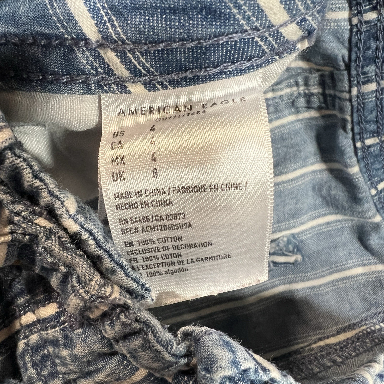 American Eagle Pinstripe Chambray High-Waisted Striped Paperbag Shorts – Size 4