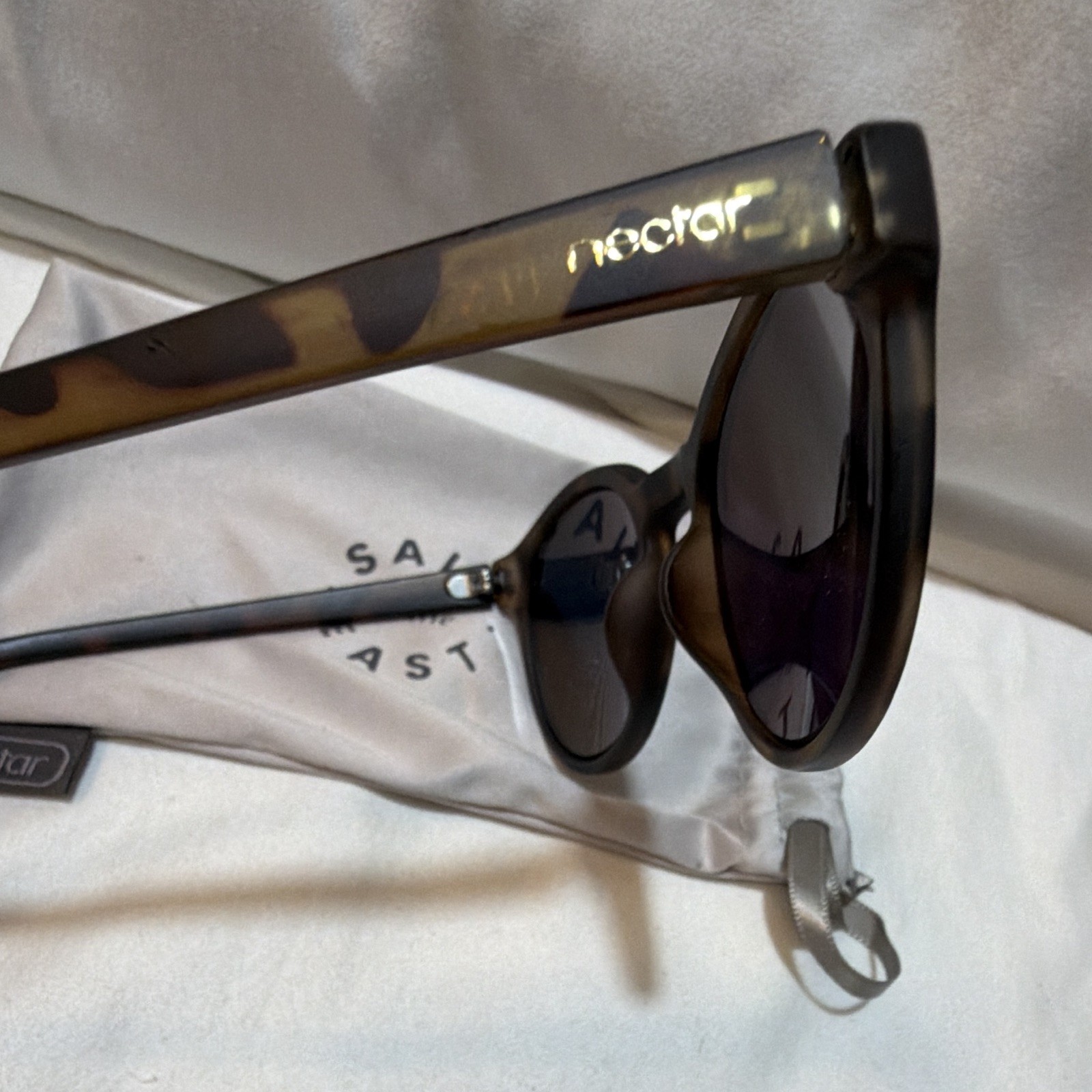 Nectar Round Sunglasses Brown Tortoise Shell Frame Mirrored Tinted Yellow Lens
