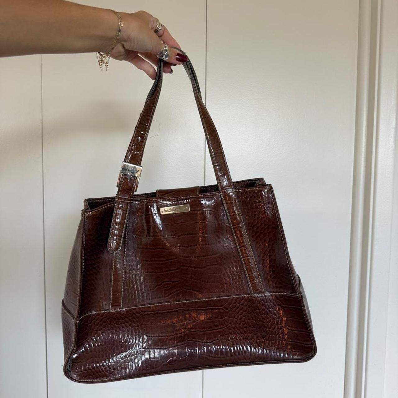 Liz Claiborne Brown crocodile textured leather shoulder bag