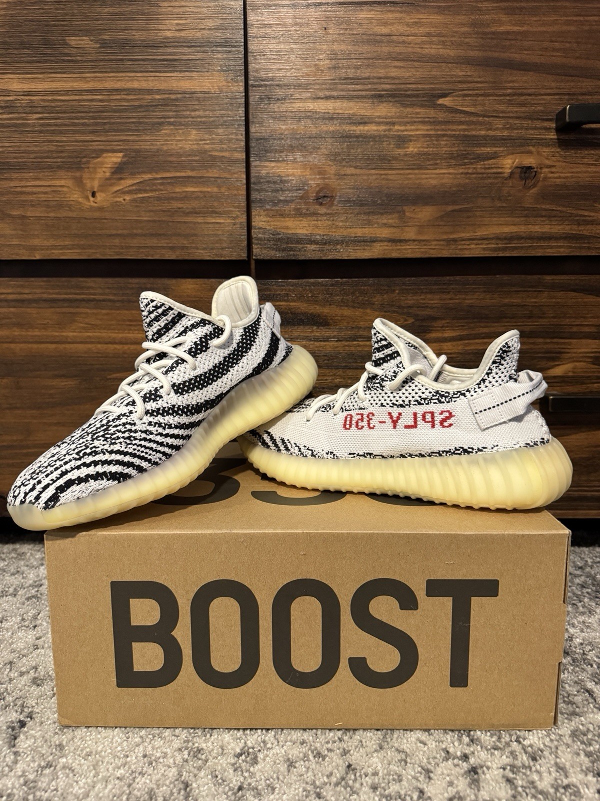 Adidas Yeezy Boost 350 V2 Zebra Men’s Size 8.5