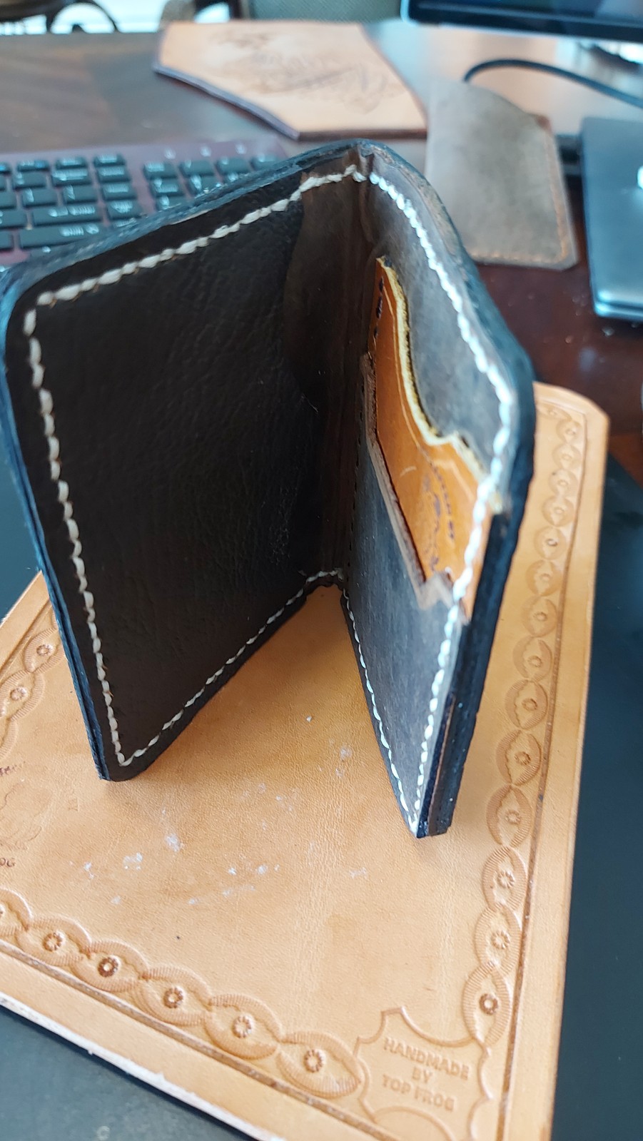 medium leather wallet cards and bills rfid black unisex white stitching 3″x4″