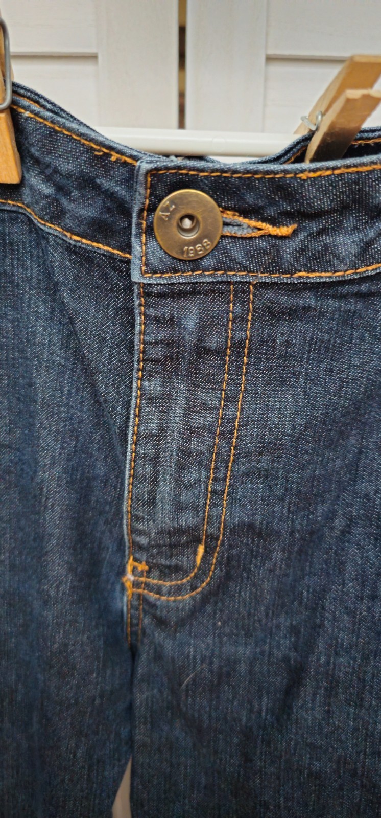 Arizona Women’s Junior Size 15 Stretch Blue Jeans… Excellent condition (P004)