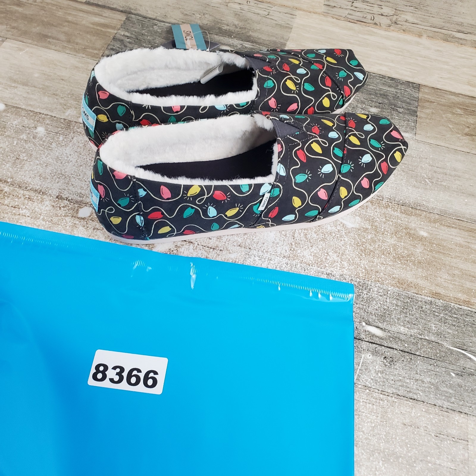 Toms Alpargata Womens Flat 9.5 Black Forged Iron Tree Lights Print Slip On Shoes
