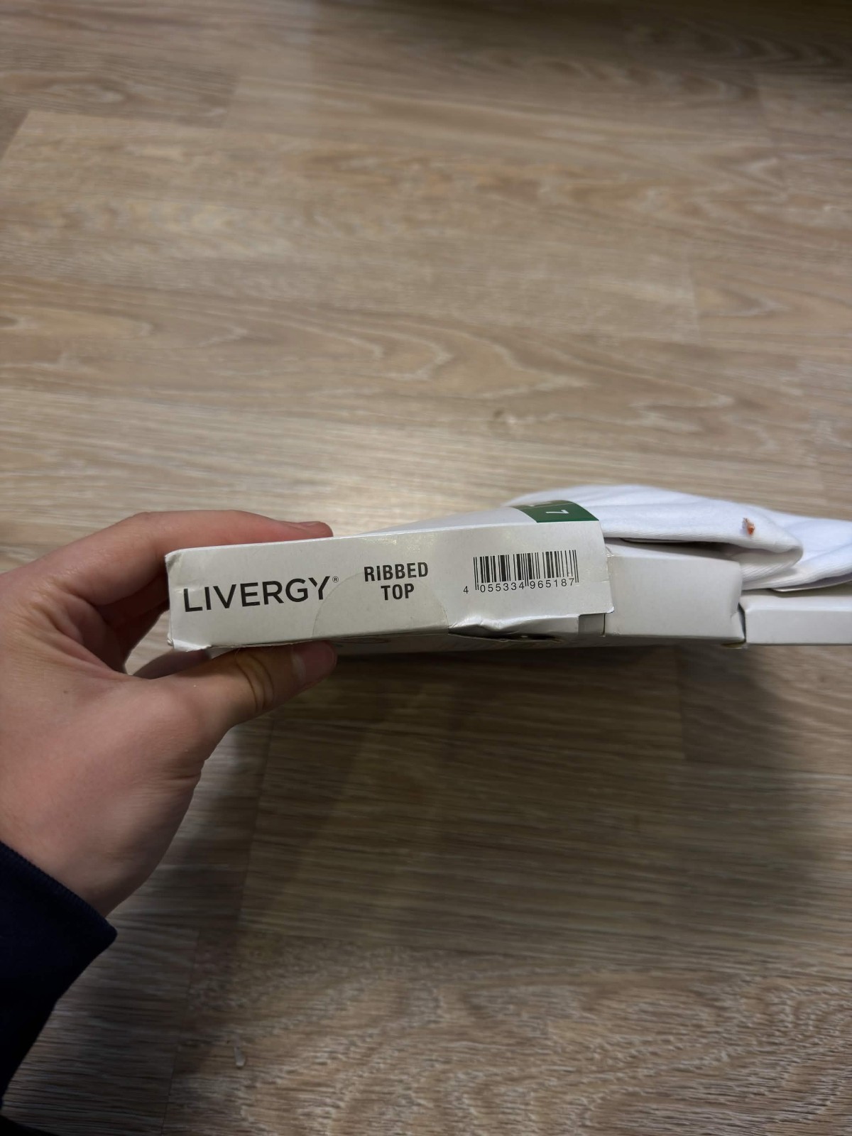 LIVERGY FINE RIBBED 3 PACK V-NECK SOLID T-SHIRTS WHITE (no logo) SIZE XL