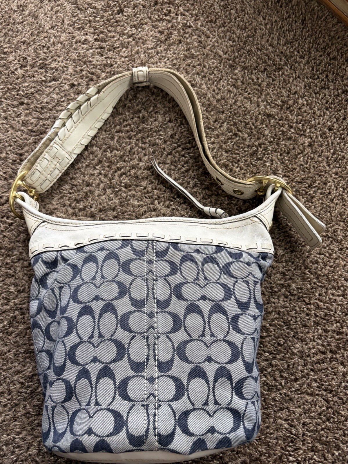 Coach Vintag Bleecker Signature Blue Denim Canvas White Leather Bucket Bag 11586