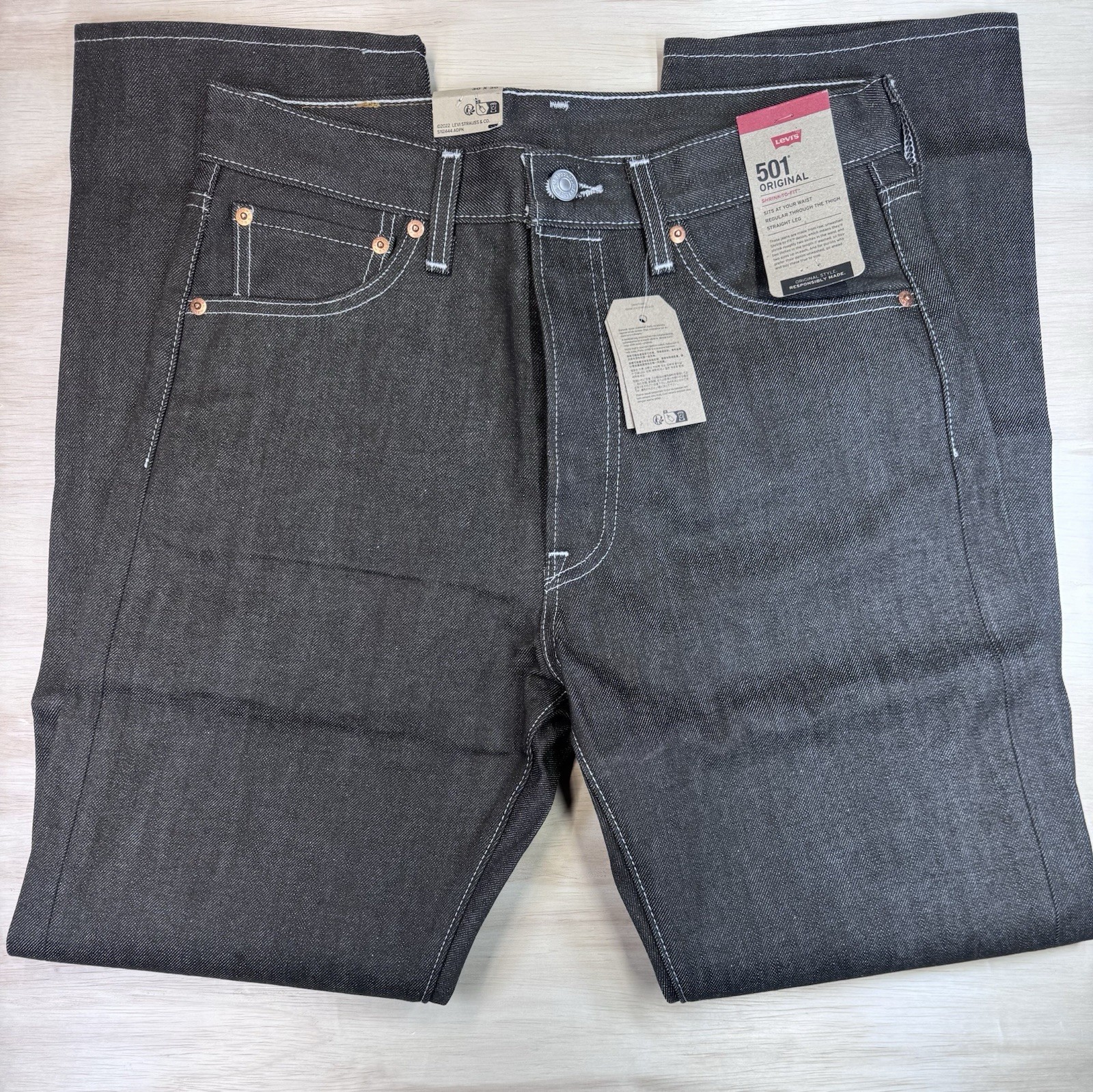 Levi’s 501 Original Shrink-to-fit Brown Button Fly Raw Denim, 30×30 NWT Men’s