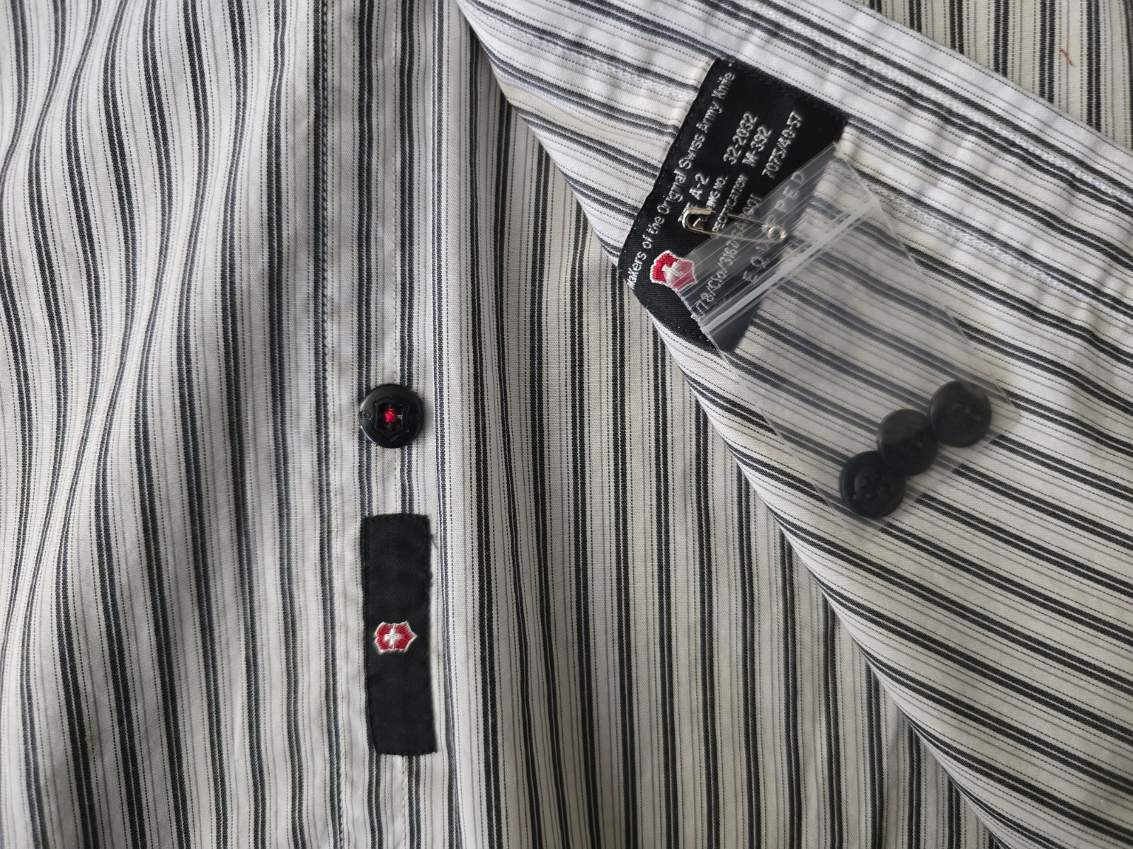 Victorinox Swiss Army Mens Super Fine Cotton Shirt XL NWT $85