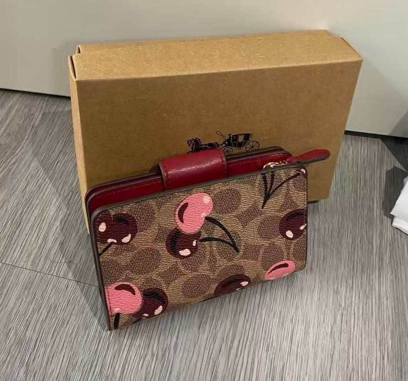 Coach Med Corner Zip Wallet Clutch CZ342 Brown Signature Canvas Cherry Print!!