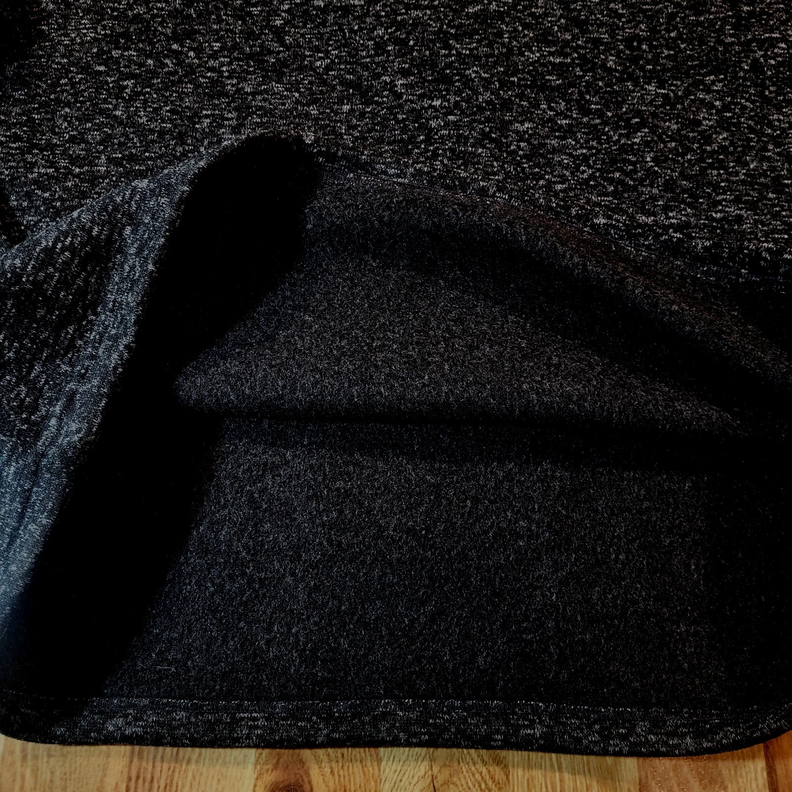 Red Head Henley Pullover Sz 2XL Black Charcoal Heather 1/4 Button EUC