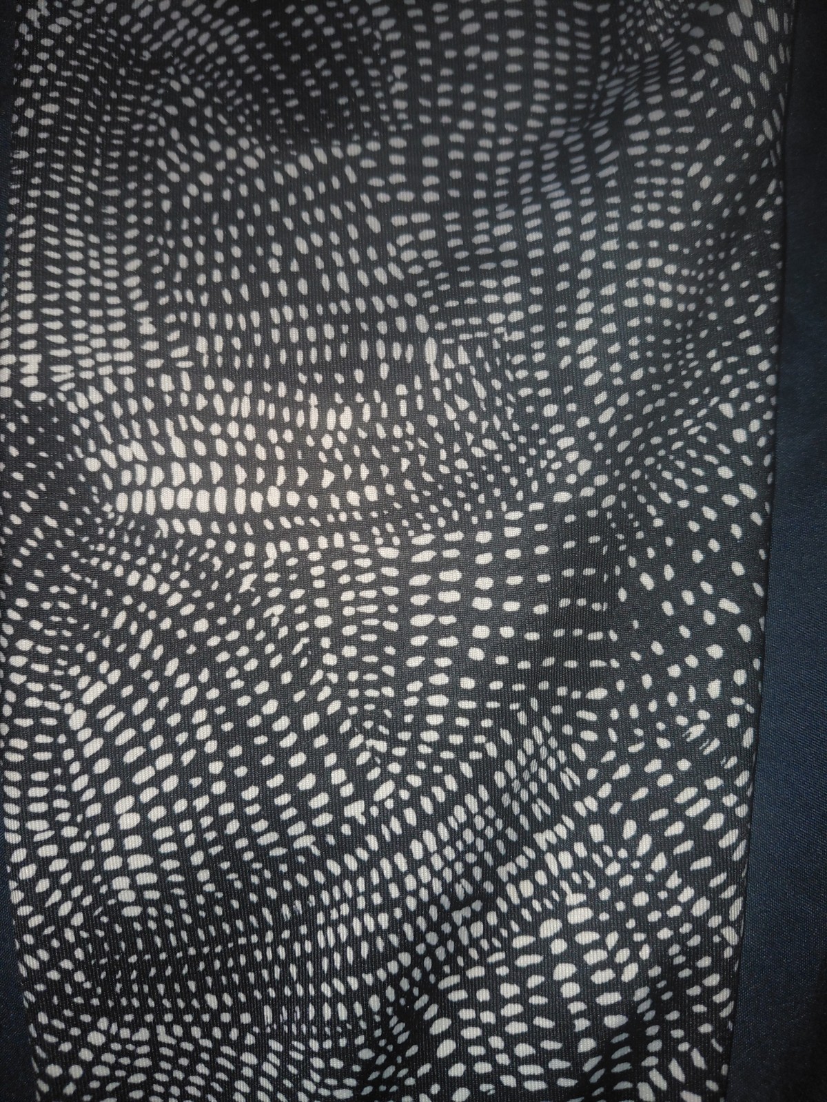 Z by Zella Activewear leggings Black And White Geometric Dots Design Size Small