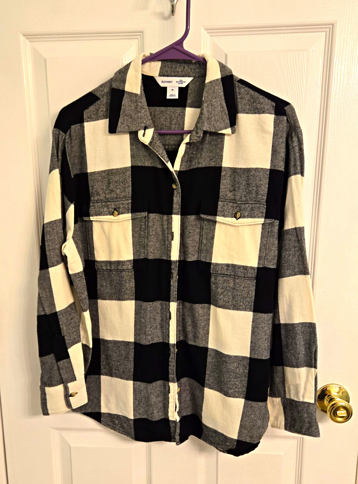 Women’s Old Navy Buffalo Plaid Button-Up Shirt Pockets LS. Size Medium
