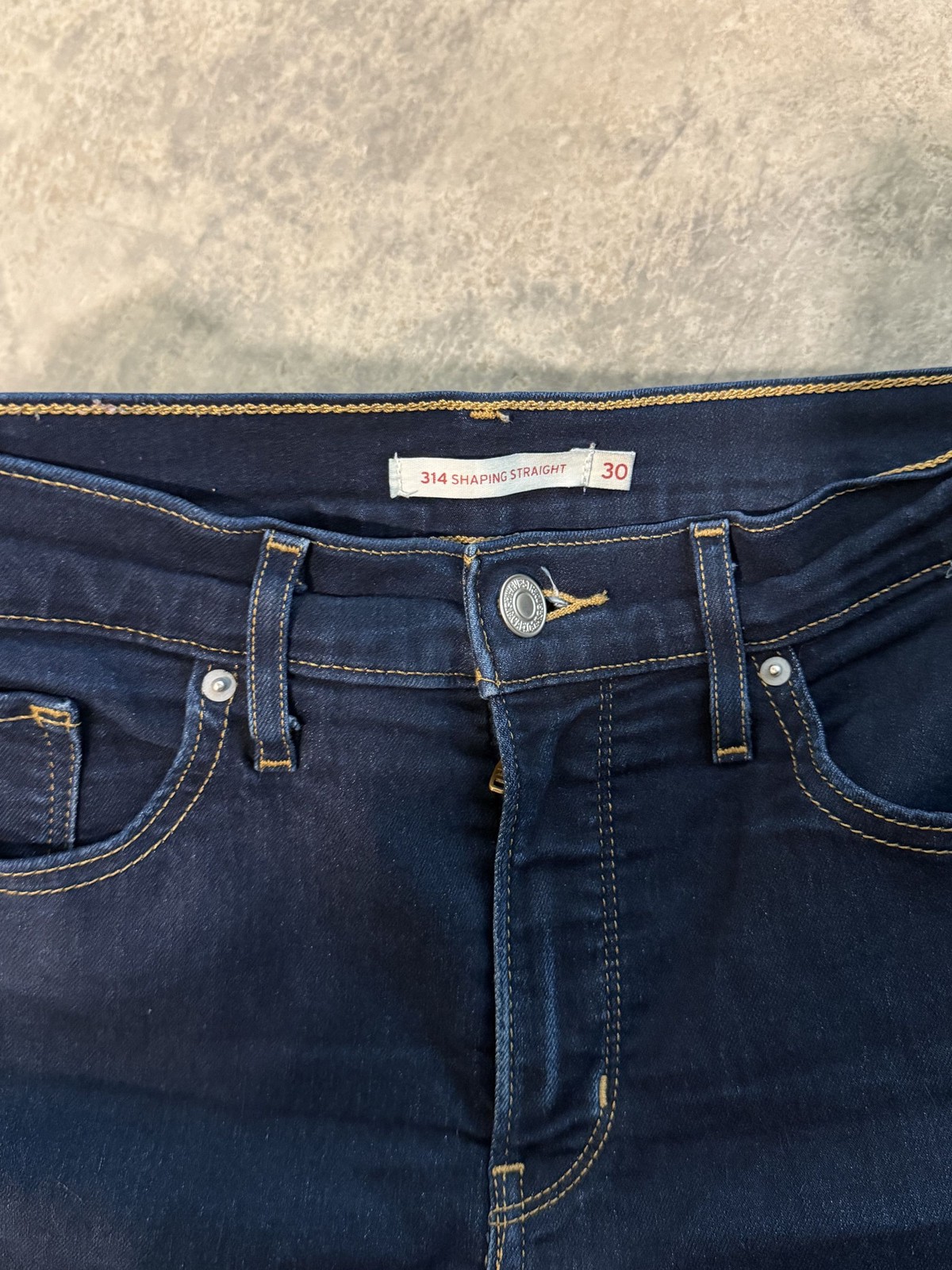Levis Womens 314 Shaping Straight Jeans W30 L32 Dark Wash