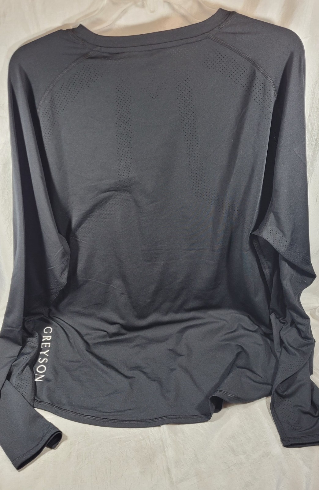 Greyson Men’s Black Wolf Falcon Long Sleeve Performance Tee – Black – Large