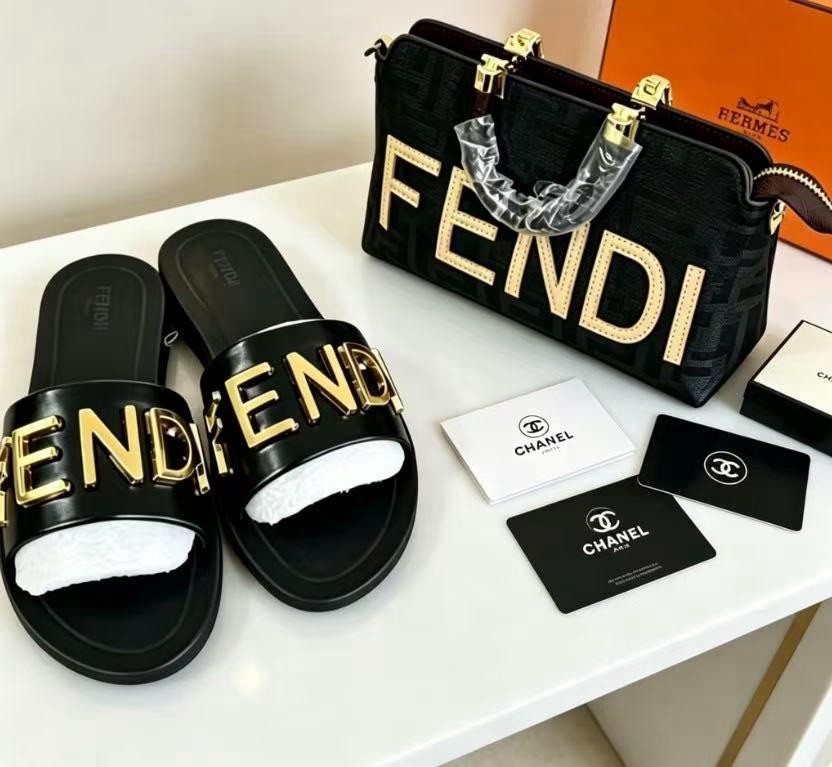 Louis Vuitton Monogram Logo Slide Sandals Brown/Black/Gold Women’s 8 NIB