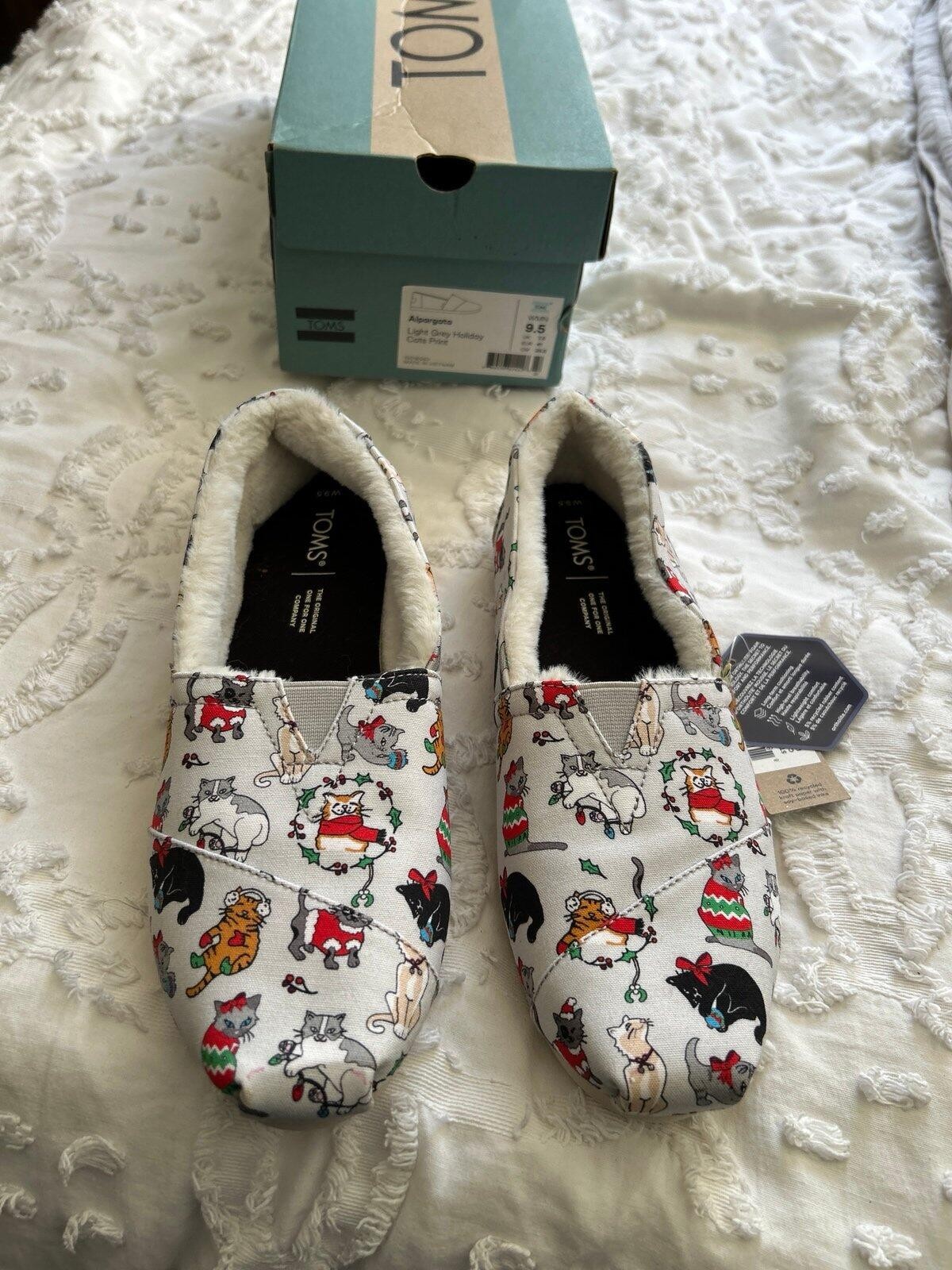 TOMS Alpargata Holiday Cat Print Slip-On Shoes – Women’s Size 9.5 – New With Box