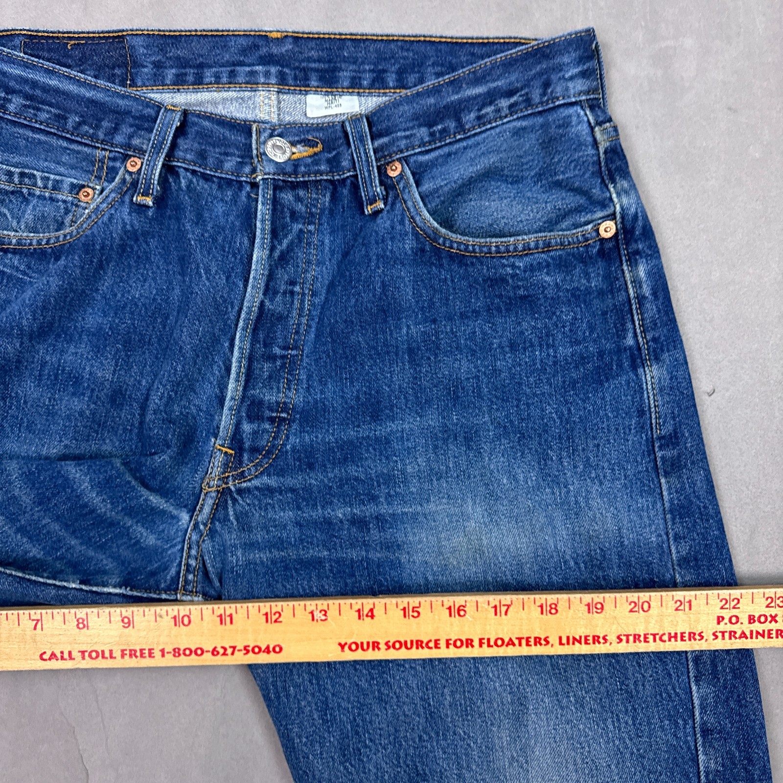 Levis 501 Jeans Mens 32×34 Blue Button Fly Denim Pants Thrashed Faded (Tag34x36)