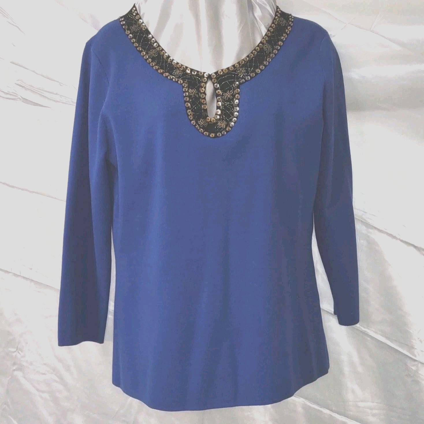 Pointelle Blue Solid Knit Round Neck Keyhole Beaded Sequin 3/4 Sleeve Top L