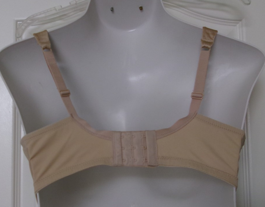 Playtex Secrets padded Underwire Bra Size 36DD Style 4828 Beige