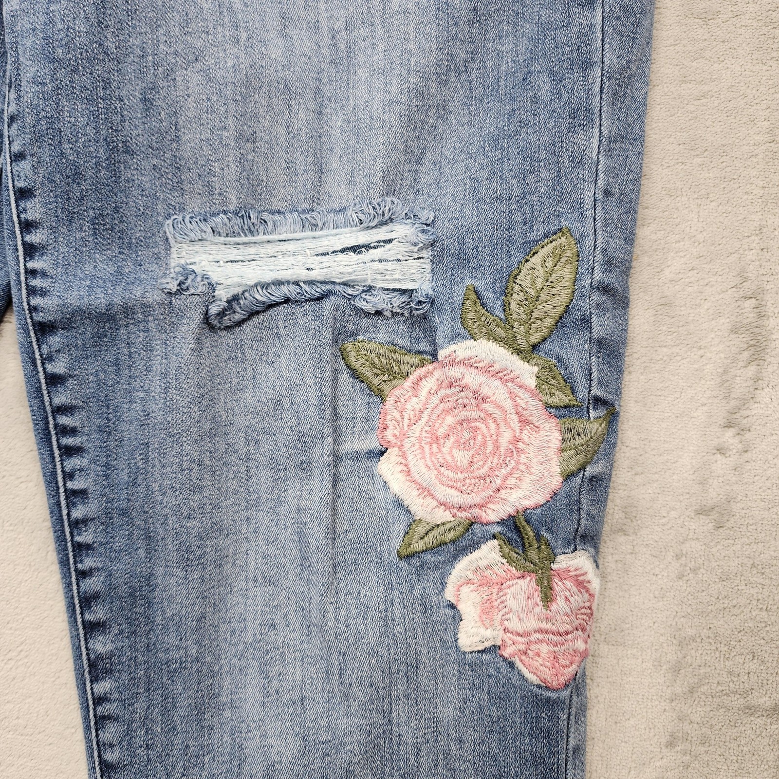 Lane Bryant Jeans Womens 18 Blue Mid Rise Super Stretch Ankle Floral Embroidered