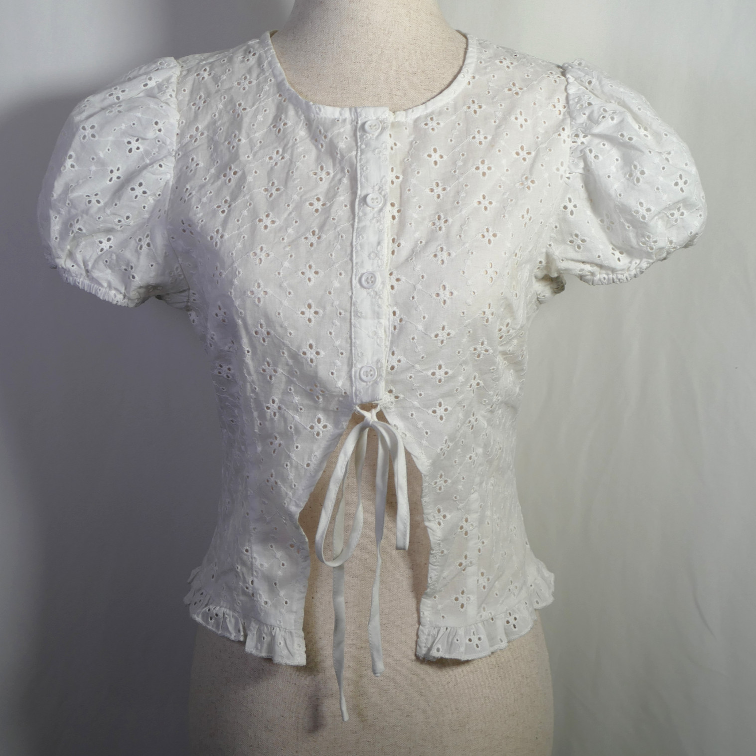 Lioness Womens Cottagecore Coquette Eyelet Top Size S White Cutout Puff Sleeve