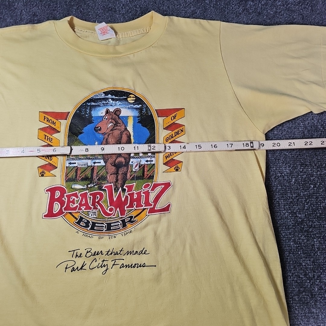 Vintage 80’s Single Stitch Bear Whiz Beer Humor Promo Yellow T Shirt Size Large