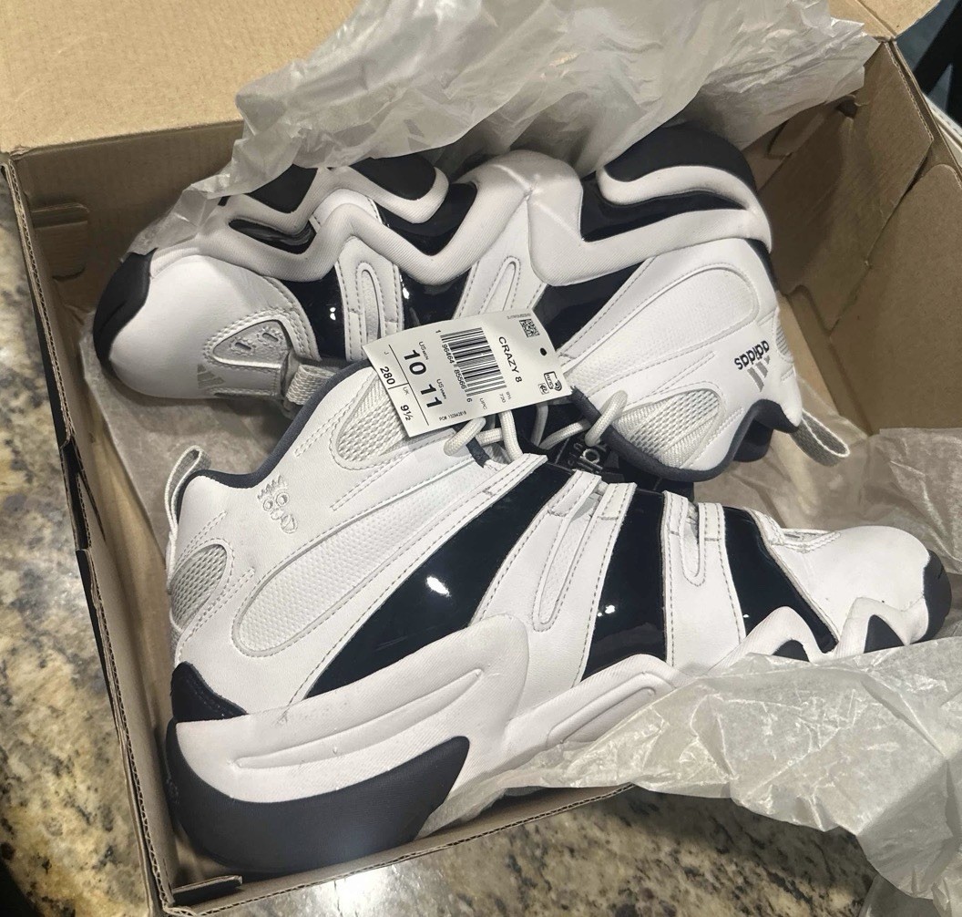 adidas Crazy 8 Retro Leather Basketball White/Black Men sz 10 Kobe Lakers w box