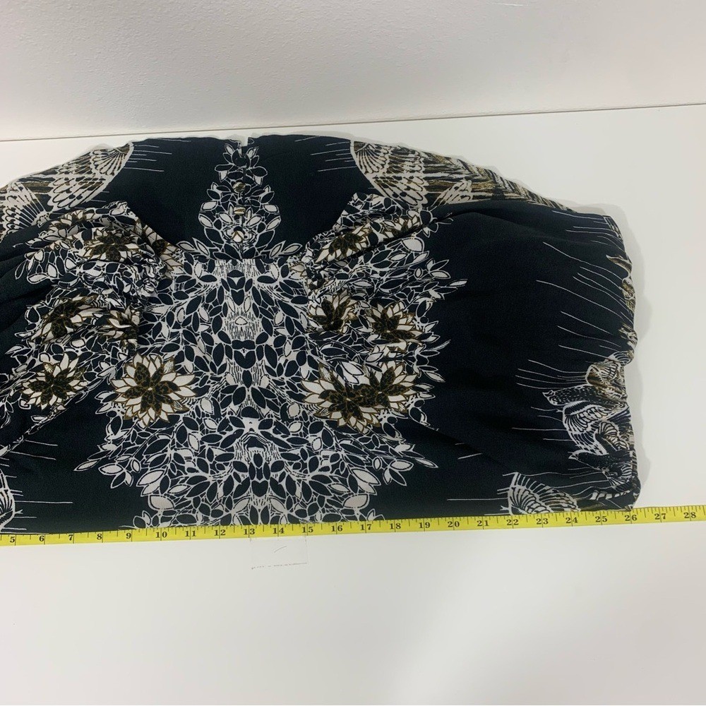 Free People Birds of a Feather Dark Floral White V-Neck Woman XS Bohemian Top