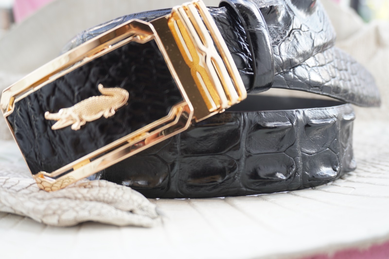 W 1.5 inch – Black Genuine CROCODILE Hornback LEATHER Skin Men’s Belt