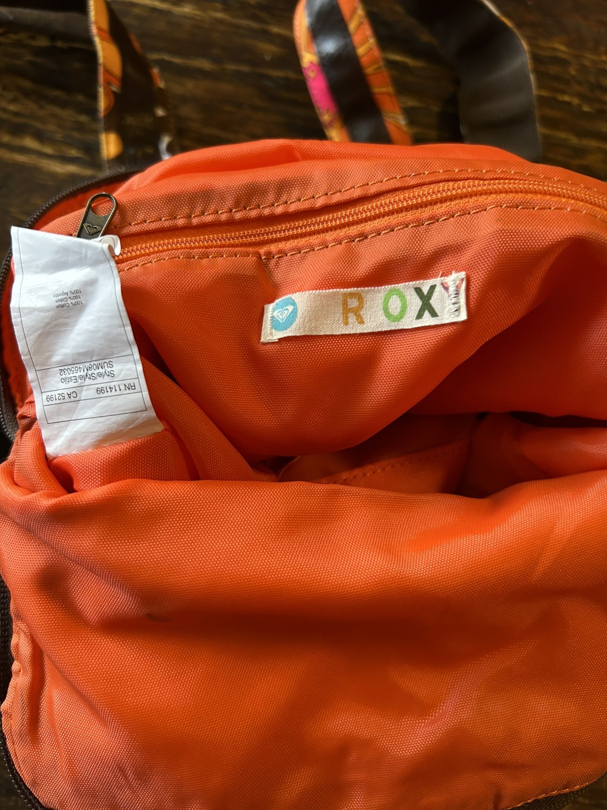 Roxy Vintage Backpack with a 70’s style.