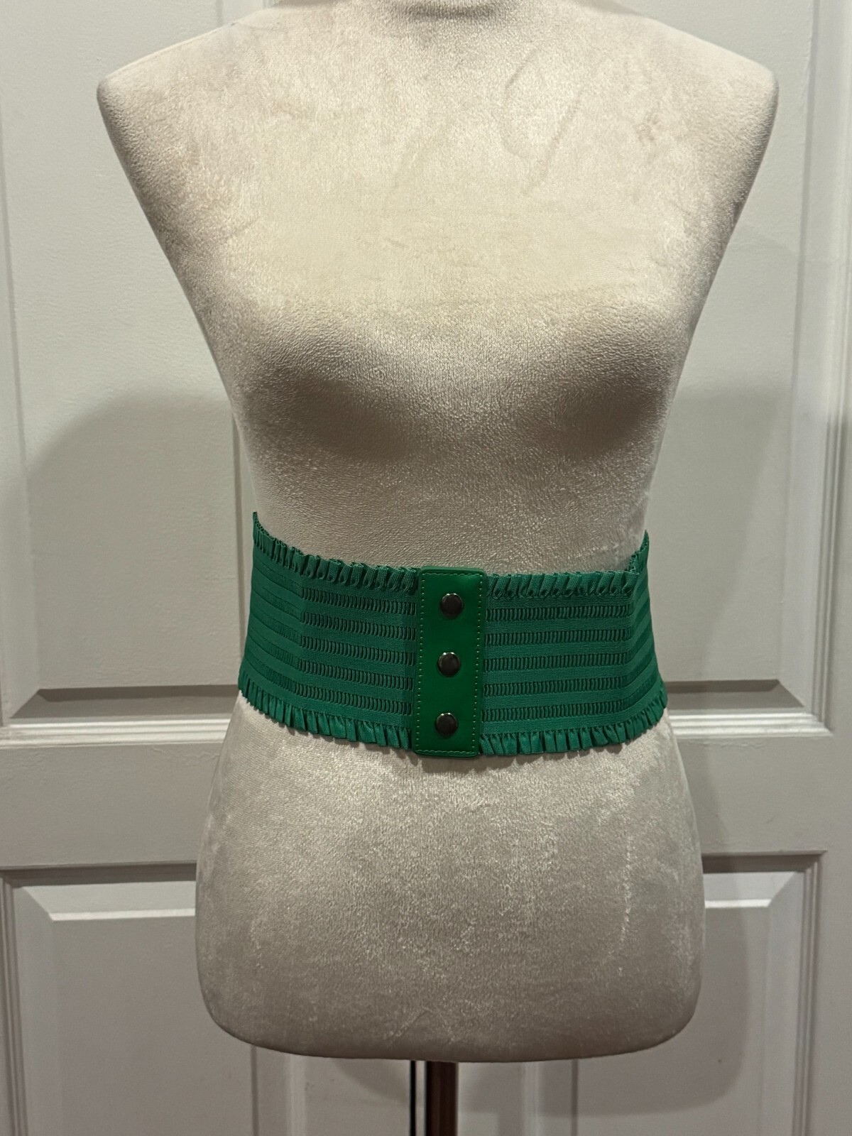 Women Wide Stretch Green Belt Sz 4x32inches XL