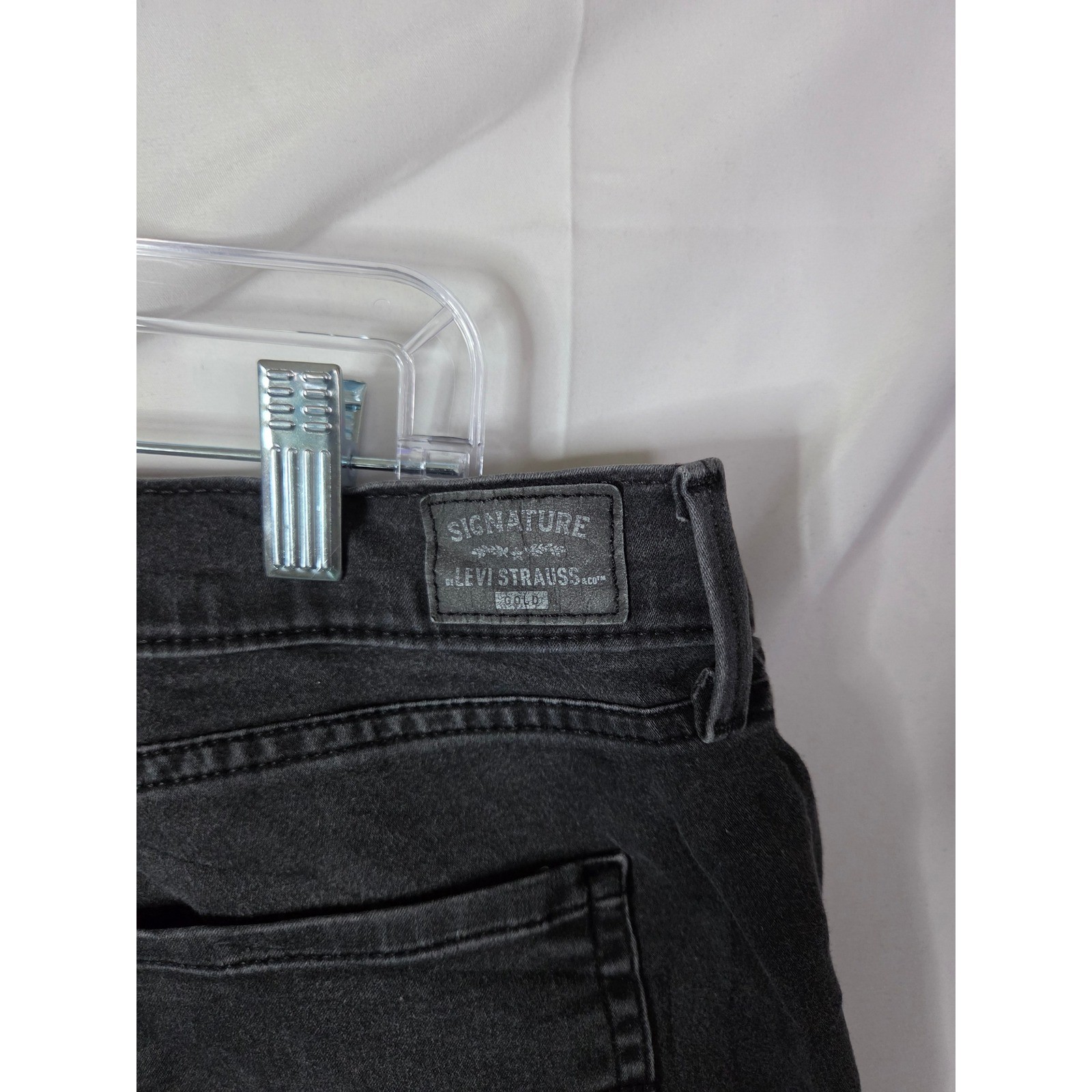 Signature by Levi Strauss Gold Curvy Straight Jeans Black