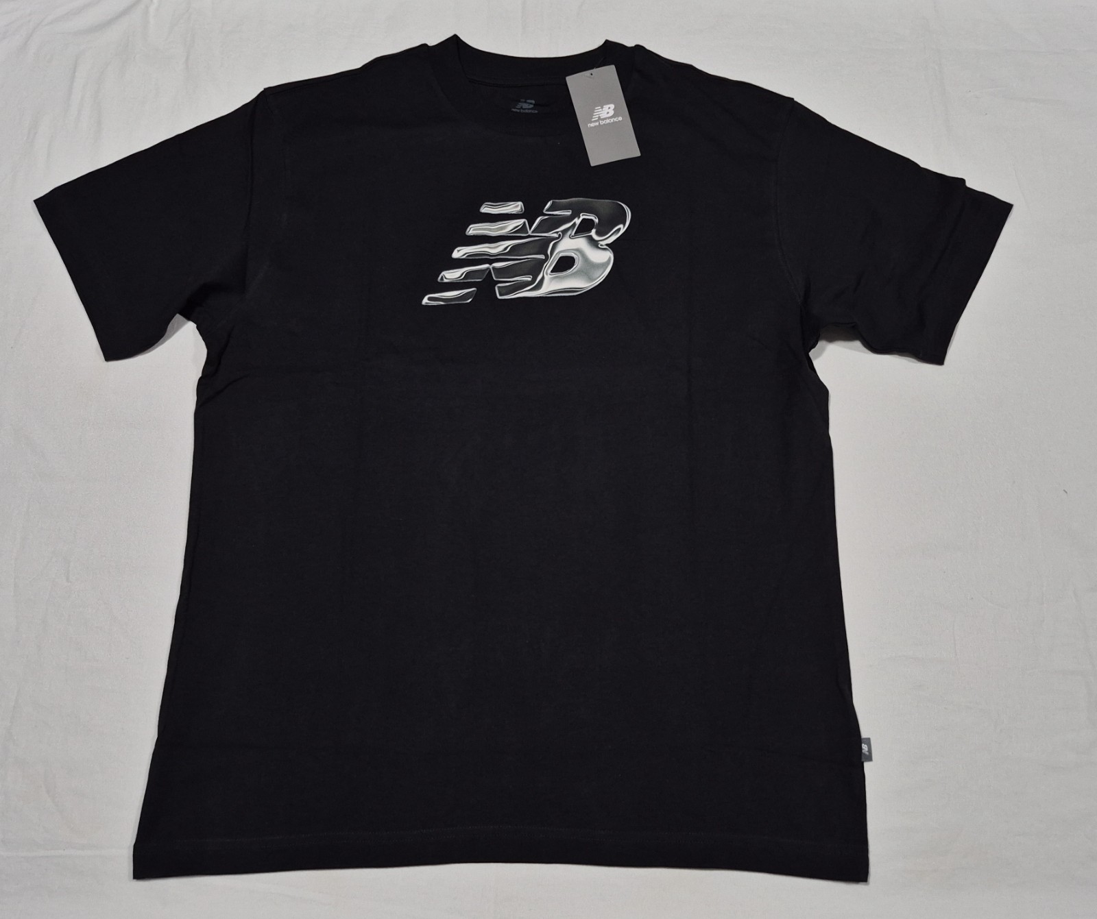 New Balance Men’s Black Metalic Logo Sports Running Casual Cotton T-Shirt