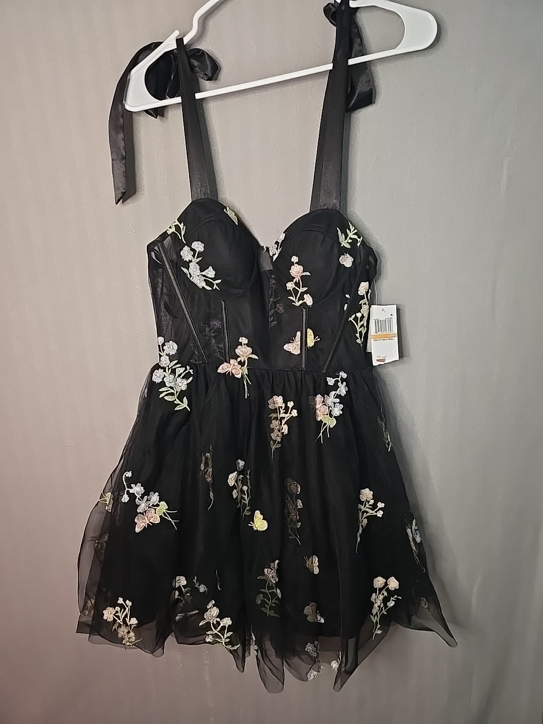 Party Neutral Black Pink Floral Embroidered Fit & Flare Mini Dress Size 3/4