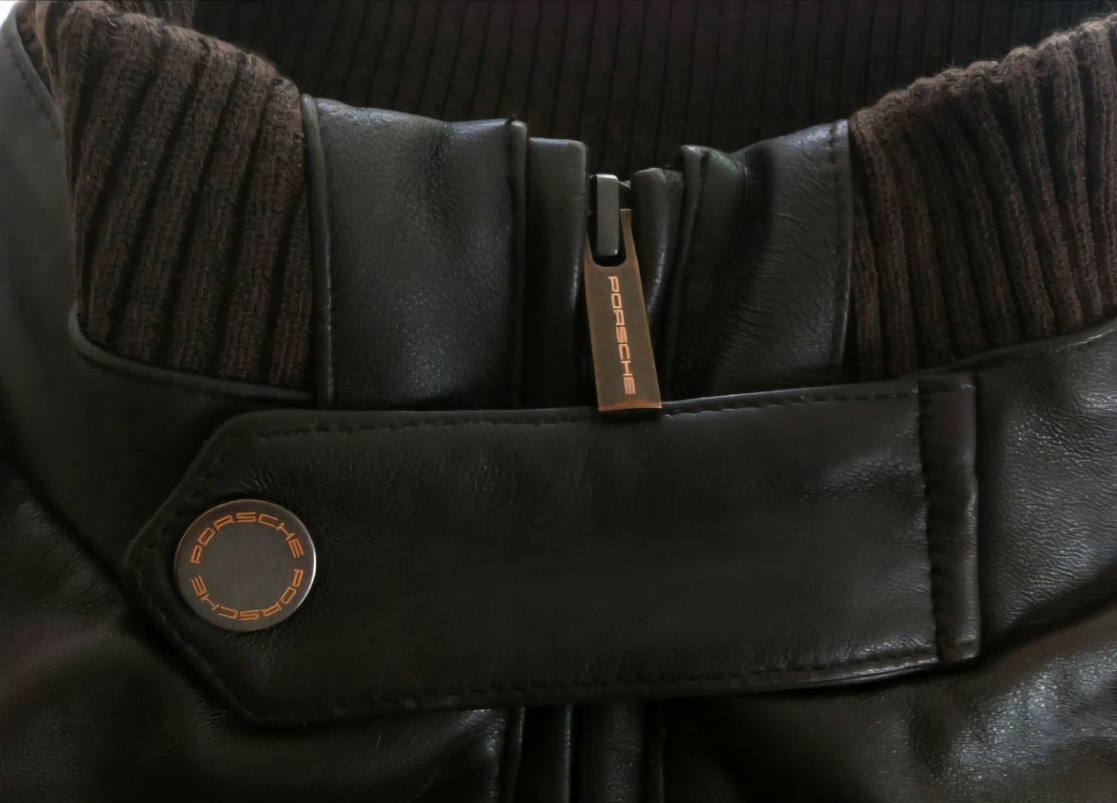 PORSCHE DRIVER’S SELECTION – STEVE McQUEEN™ PREMIUM NAPPA LEATHER JACKE