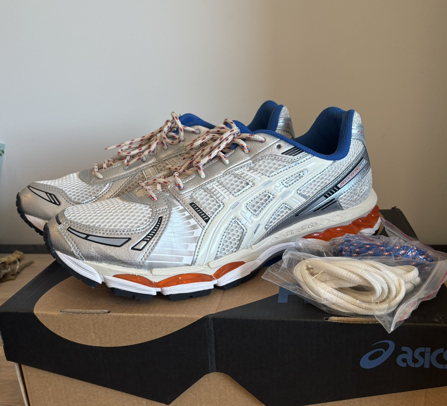 Kith x Asics Gel Kayano 12.1 Knicks Cream Blue Orange Ronnie Fieg Size 10.5