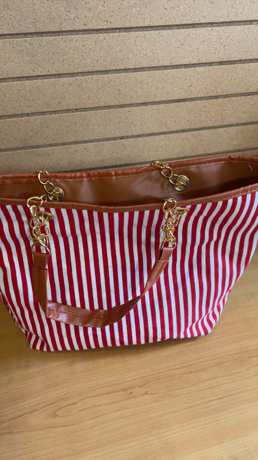NWT Red & White Vertical Striped Canvas Tote Bag Gold Chain Shoulder Purse NEW