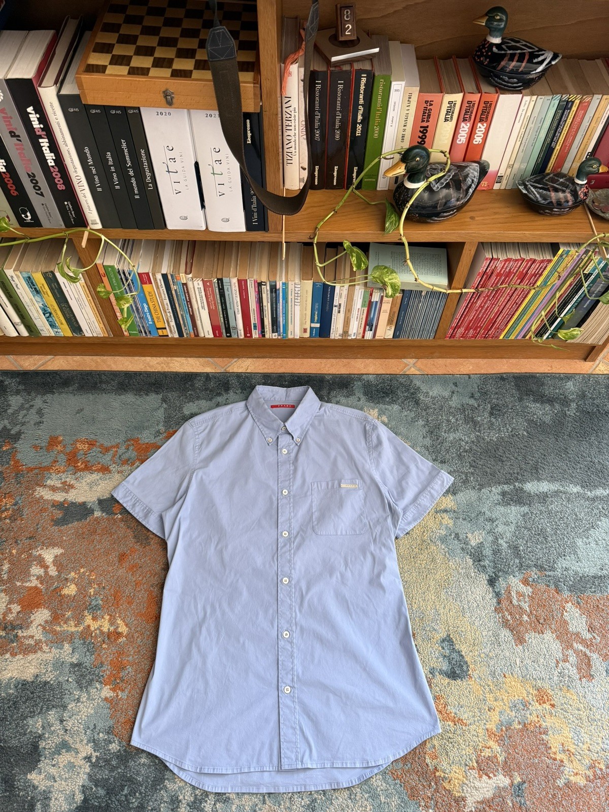 Prada Short-sleeved cotton blend shirt. Made in Romania, size 43 S-M