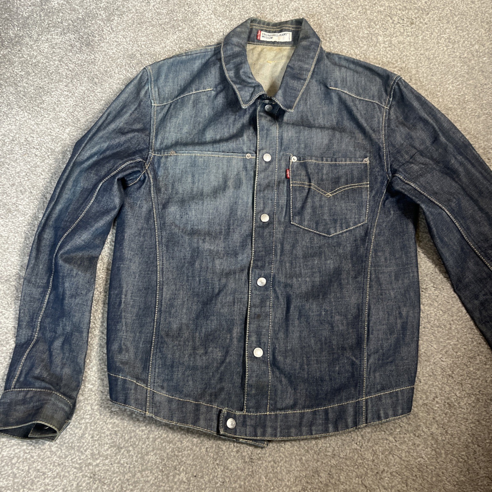 Levi’s Engineered Jeans Jacket size Medium Blue Denim Vintage Y2K Snap Button