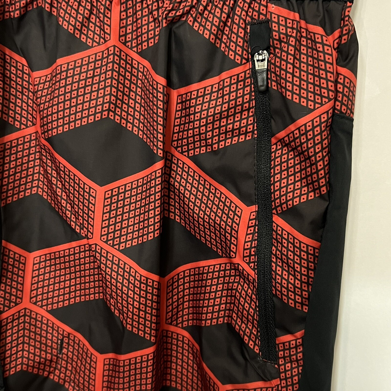 NIKE Shield Men Size Large TEAM KENYA Reflective Training Track Pants Zip Leg