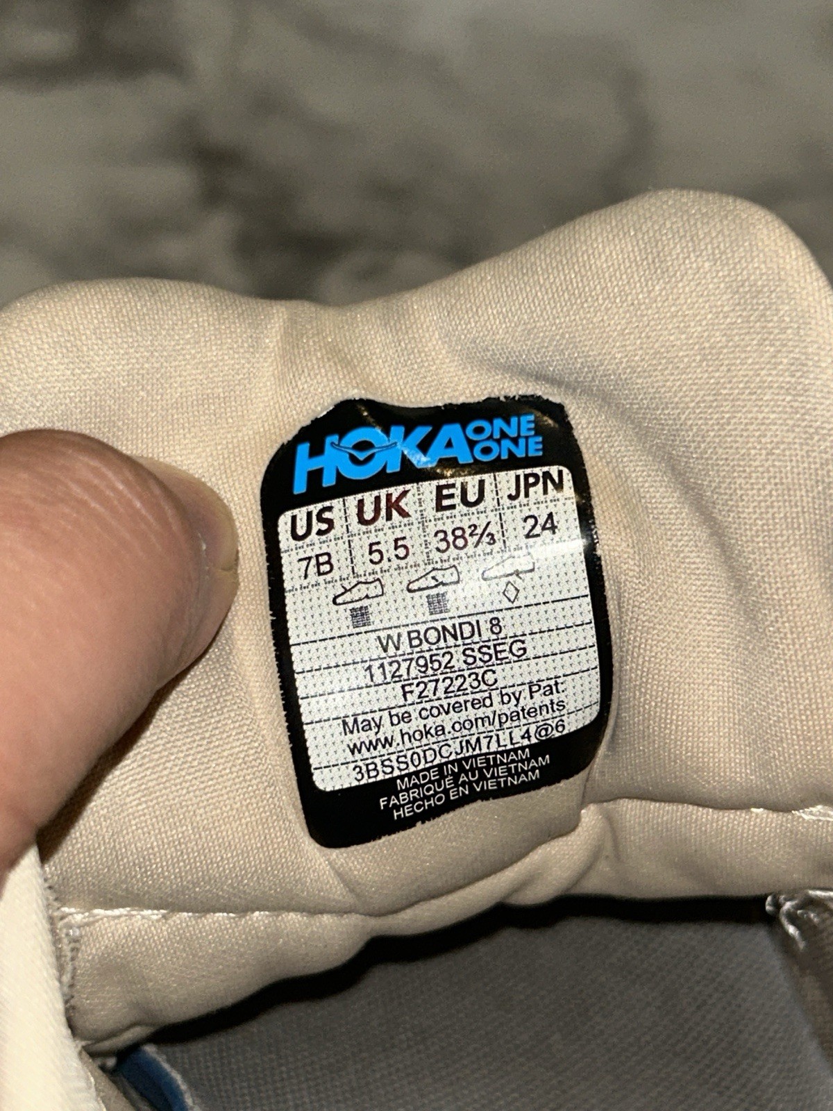 Hoka Bondi 8 Shoes Womens 7 B Off White Shifting Sand Running Walking Gym