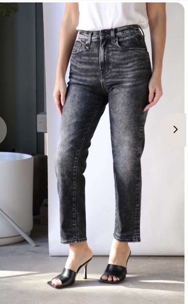 R13 Women’s Morrison Black Shelley Slim Jeans Size 26 High Rise Cropped Stretch