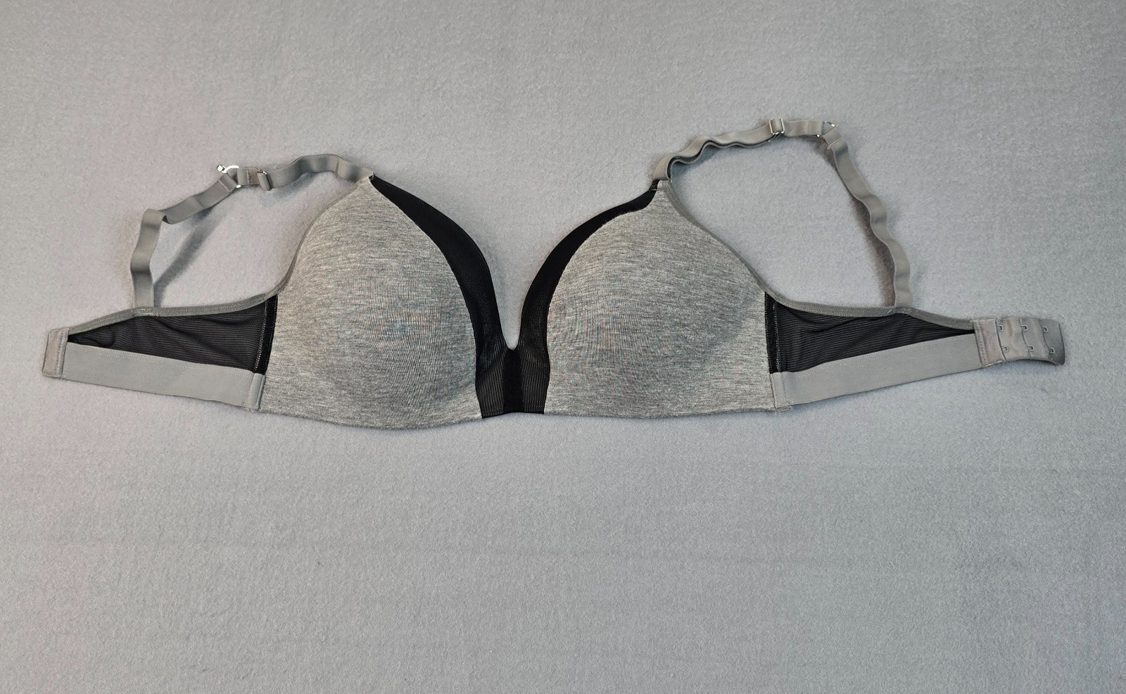 Lively 36D Gray Black Wireless Bra Mesh Trim T Shirt Bra Soft Cup Comfort Bra